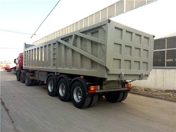 出口拉链式后门开启