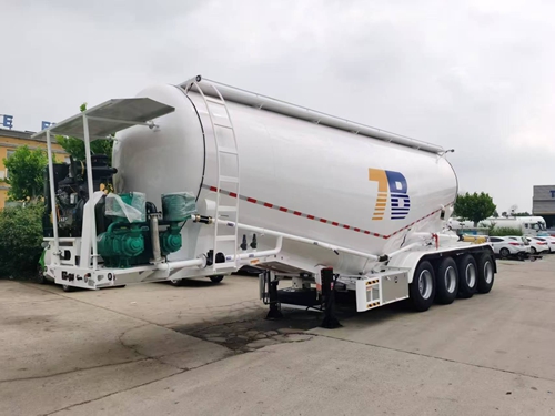 散装水泥运输车